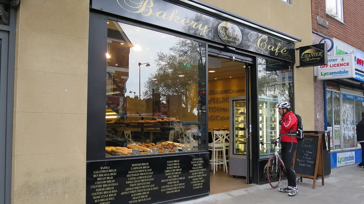Eggless Cake Shop bakes